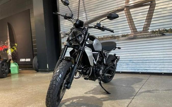 2024 Ducati Scrambler Icon (2G) Black