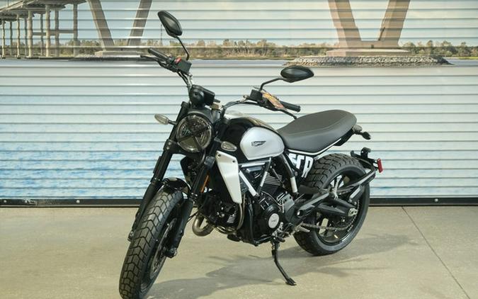 2024 Ducati Scrambler Icon (2G) Black