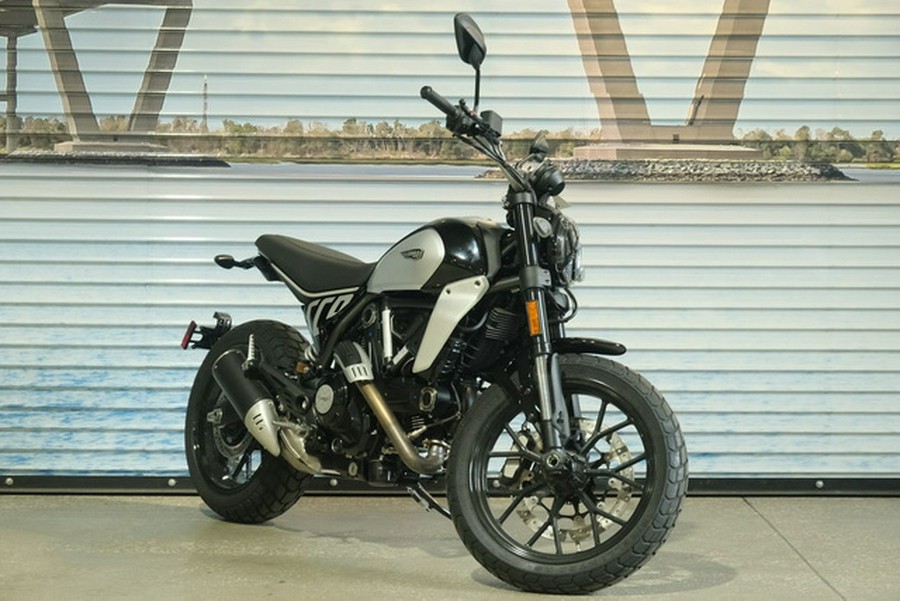 2024 Ducati Scrambler Icon (2G) Black