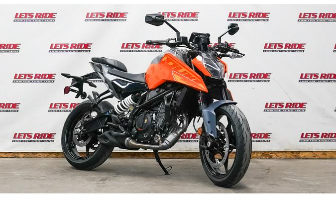 2024 KTM 250 DUKE W