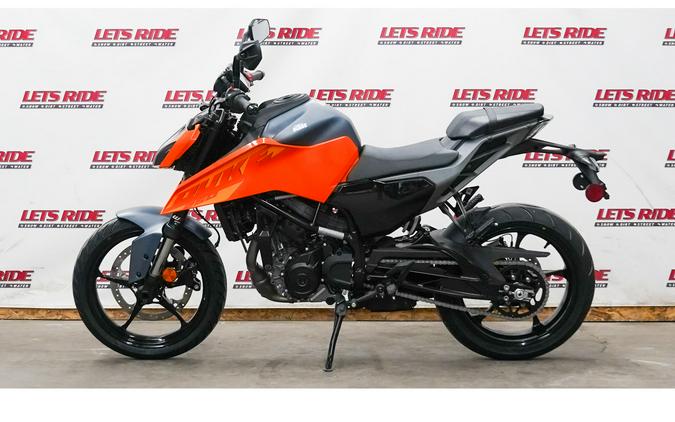 2024 KTM 250 DUKE W