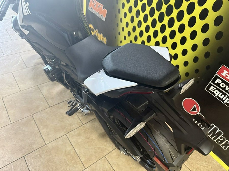 2026 Kawasaki Z900 ABS