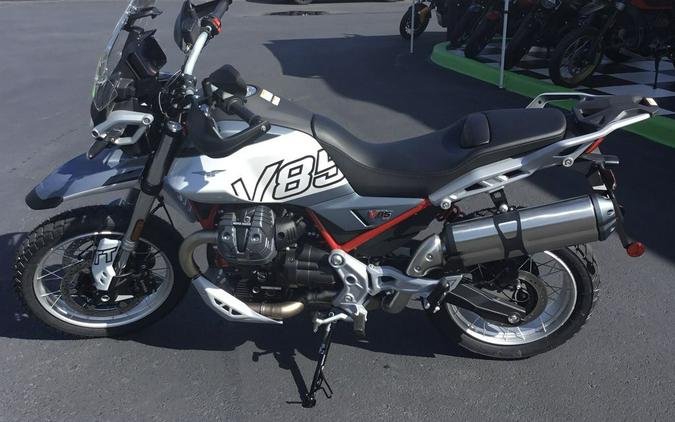 2025 Moto Guzzi V85 TT