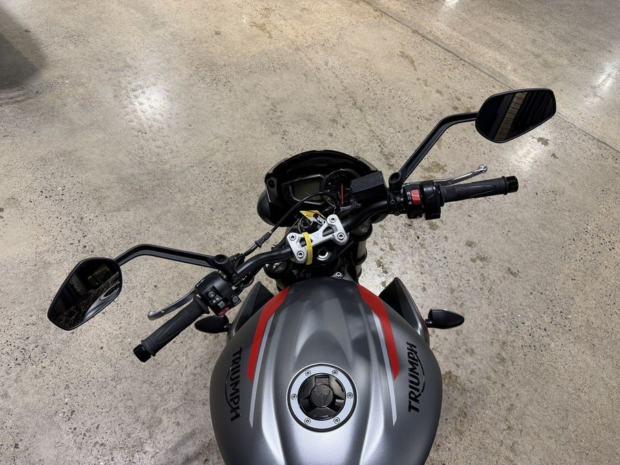 2022 Triumph Street Triple R Matte Silver Ice