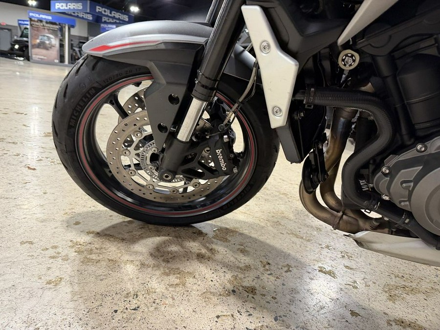 2022 Triumph Street Triple R Matte Silver Ice