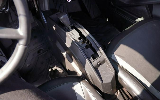 2021 Can-Am Commander MAX XT