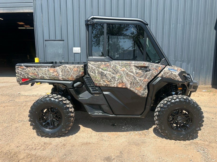 2026 Can-Am Defender Limited HD11
