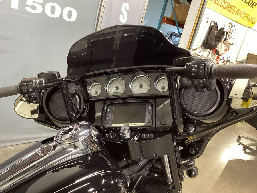 2014 Harley-Davidson® FLHXS - Street Glide® Special