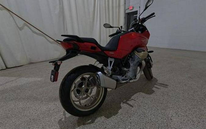 2023 Moto Guzzi V100 Mandello