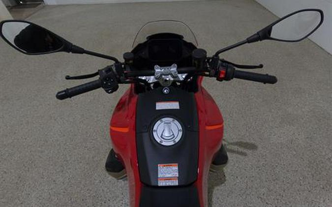 2023 Moto Guzzi V100 Mandello