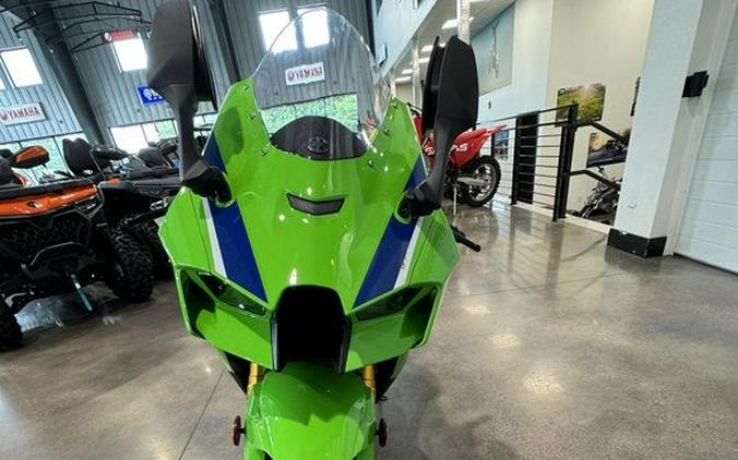 2024 Kawasaki Ninja® ZX™-10R 40th Anniversary Edition ABS