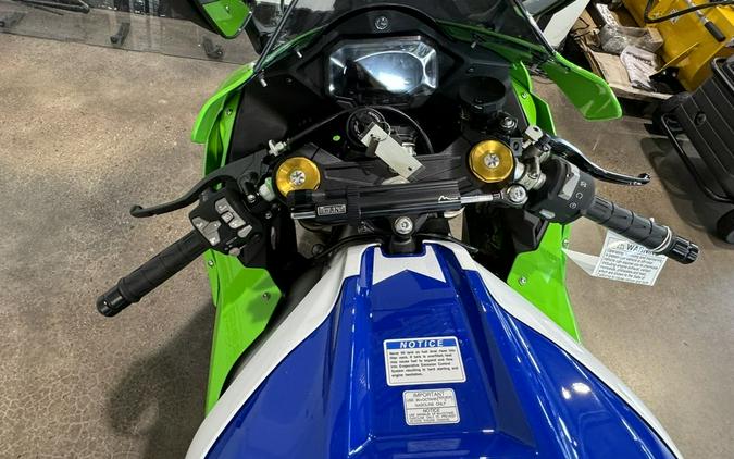 2024 Kawasaki Ninja® ZX™-10R 40th Anniversary Edition ABS