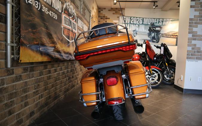 2014 Electra Glide® Ultra Limited (FLHTK)