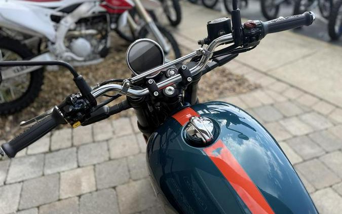 2025 Royal Enfield Bear 650 Petrol Green
