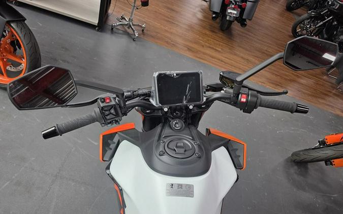 2027 KTM Duke 990