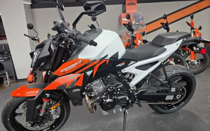 2027 KTM Duke 990