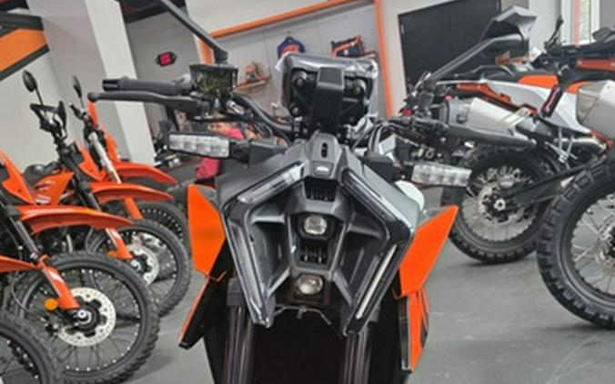 2027 KTM Duke 990