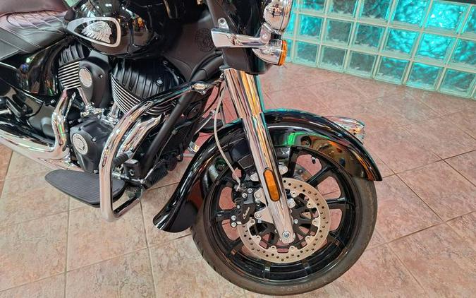 2021 Indian Motorcycle® Chieftain® Thunder Black