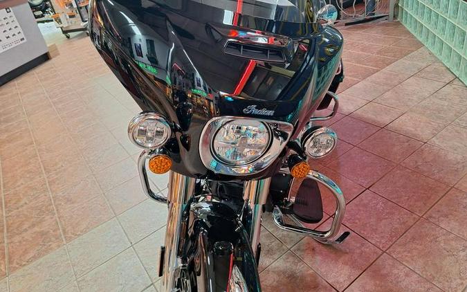 2021 Indian Motorcycle® Chieftain® Thunder Black