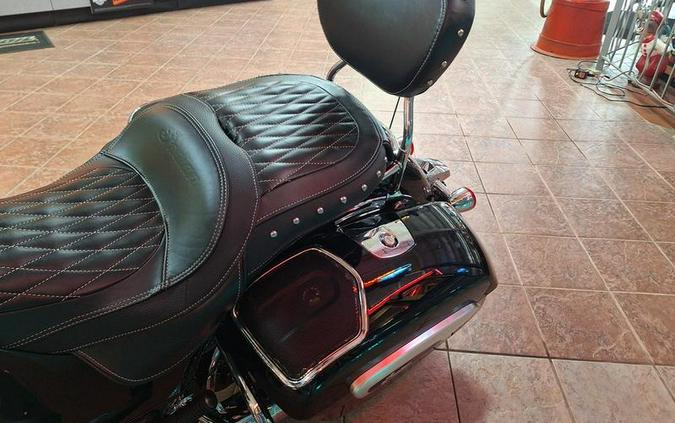 2021 Indian Motorcycle® Chieftain® Thunder Black