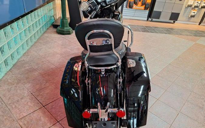 2021 Indian Motorcycle® Chieftain® Thunder Black