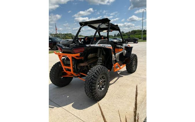 2018 Polaris Industries RZR XP TURBO EPS GHOST GRAY