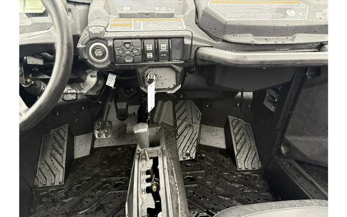 2026 Can-Am Commander XT 700