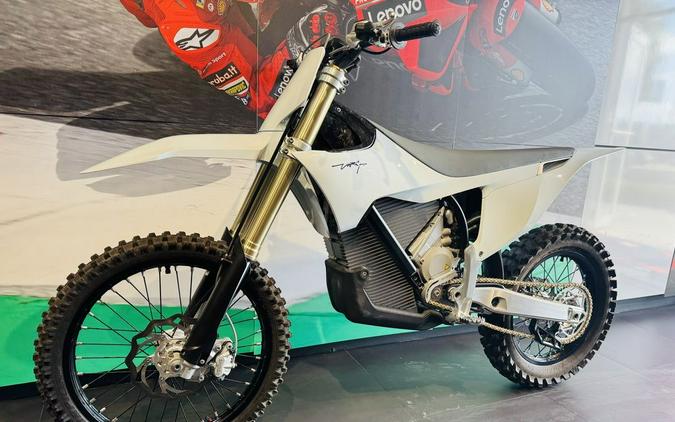 2024 Stark VARG Alpha MX 19"_80HP