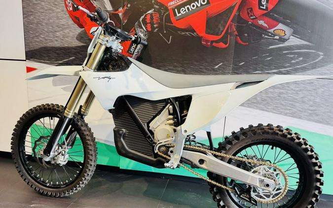 2024 Stark VARG Alpha MX 19"_80HP