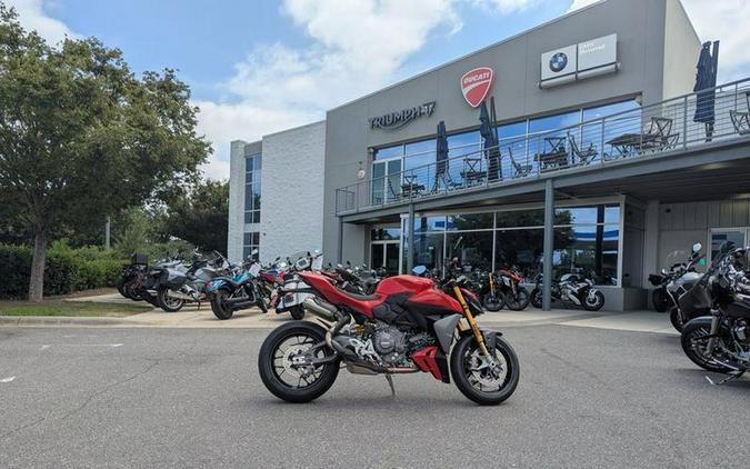 2026 Ducati Streetfighter V2 S 896