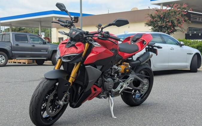 2026 Ducati Streetfighter V2 S 896