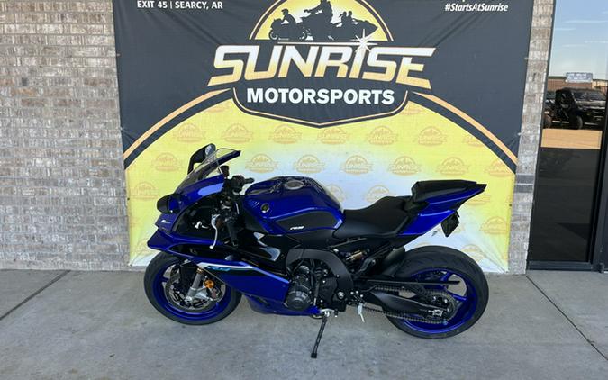 2025 Yamaha YZF R9