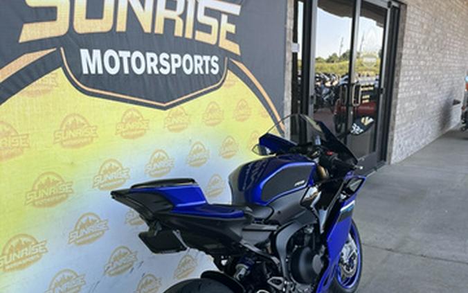 2025 Yamaha YZF R9