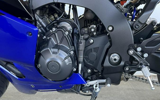 2025 Yamaha YZF R9