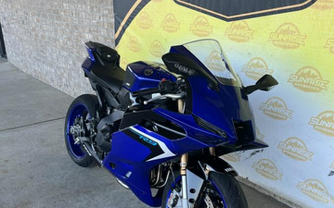 2025 Yamaha YZF R9
