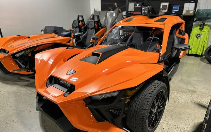 2022 Polaris Slingshot® Slingshot® SL Volt Orange (Manual)