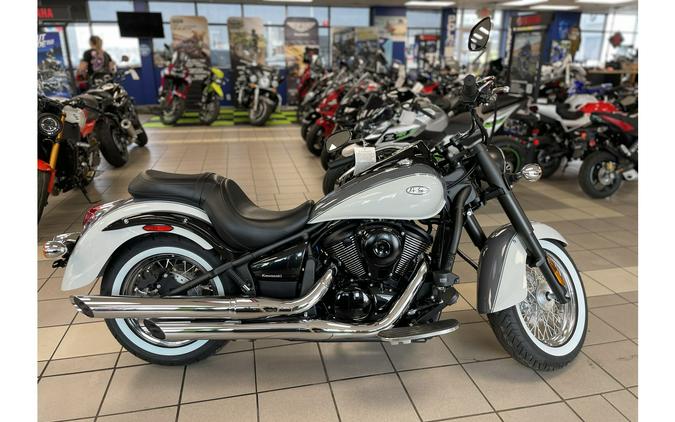 2024 Kawasaki Vulcan® 900 Classic