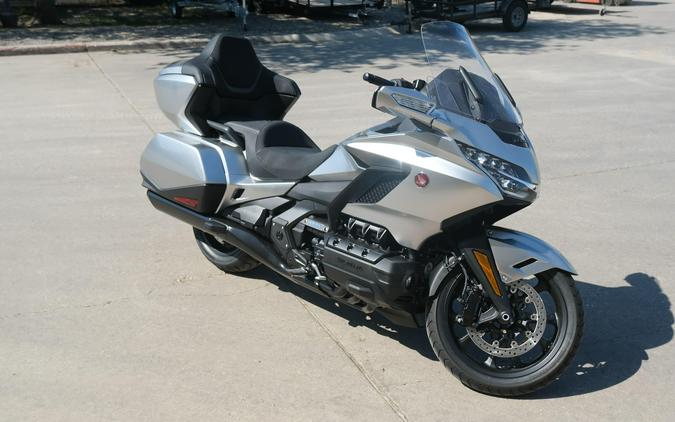 2025 HONDA GOLD WING TOUR DCT