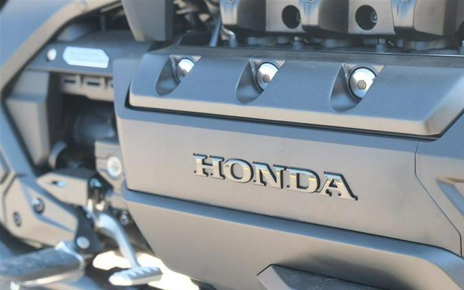 2025 HONDA GOLD WING TOUR DCT