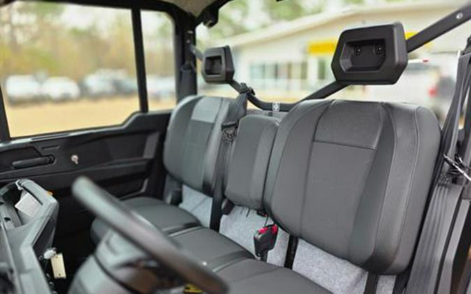 2026 Can-Am Defender XT CAB HD11