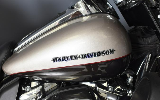 2018 Harley-Davidson Electra Glide Ultra Classic Twisted Cherry/Silver Fortune FLHTK