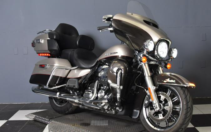 2018 Harley-Davidson Electra Glide Ultra Classic Twisted Cherry/Silver Fortune FLHTK