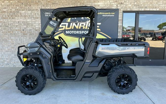 2023 Can-Am Defender XT HD10