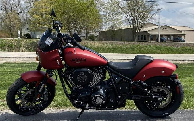 2023 Indian Motorcycle® Sport Chief Ruby Smoke