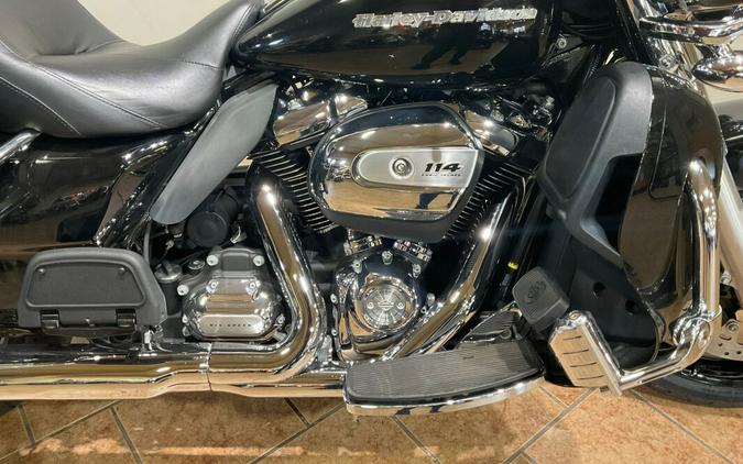 2021 Harley-Davidson Ultra Limited Vivid Black FLHTK