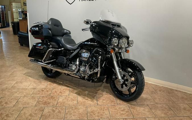 2021 Harley-Davidson Ultra Limited Vivid Black FLHTK