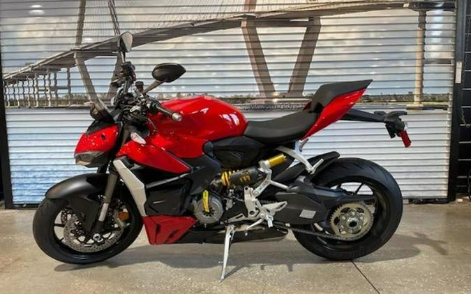 2024 Ducati Streetfighter V2 Red