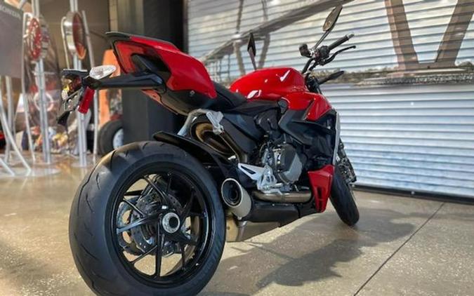 2024 Ducati Streetfighter V2 Red