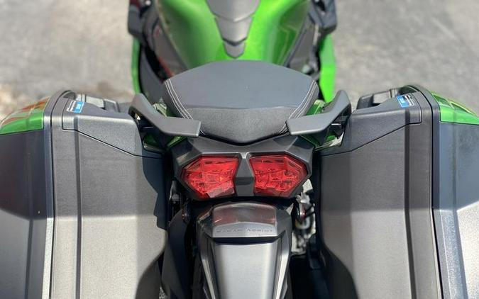 2022 Kawasaki Ninja H2® SX SE