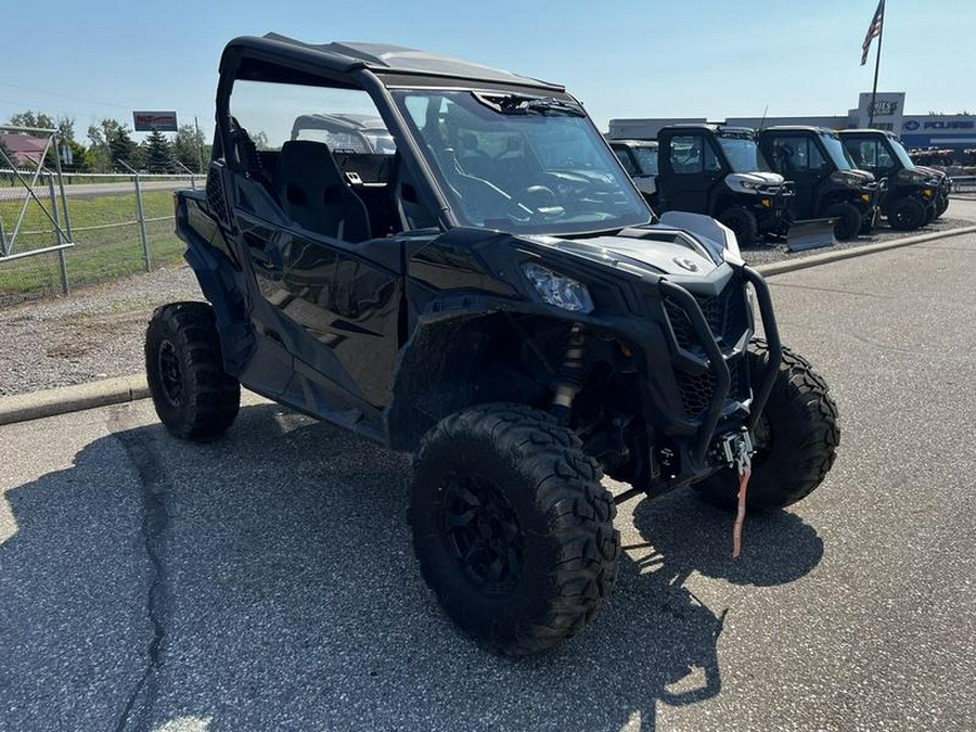 2022 Can-Am® Maverick Sport DPS 1000R